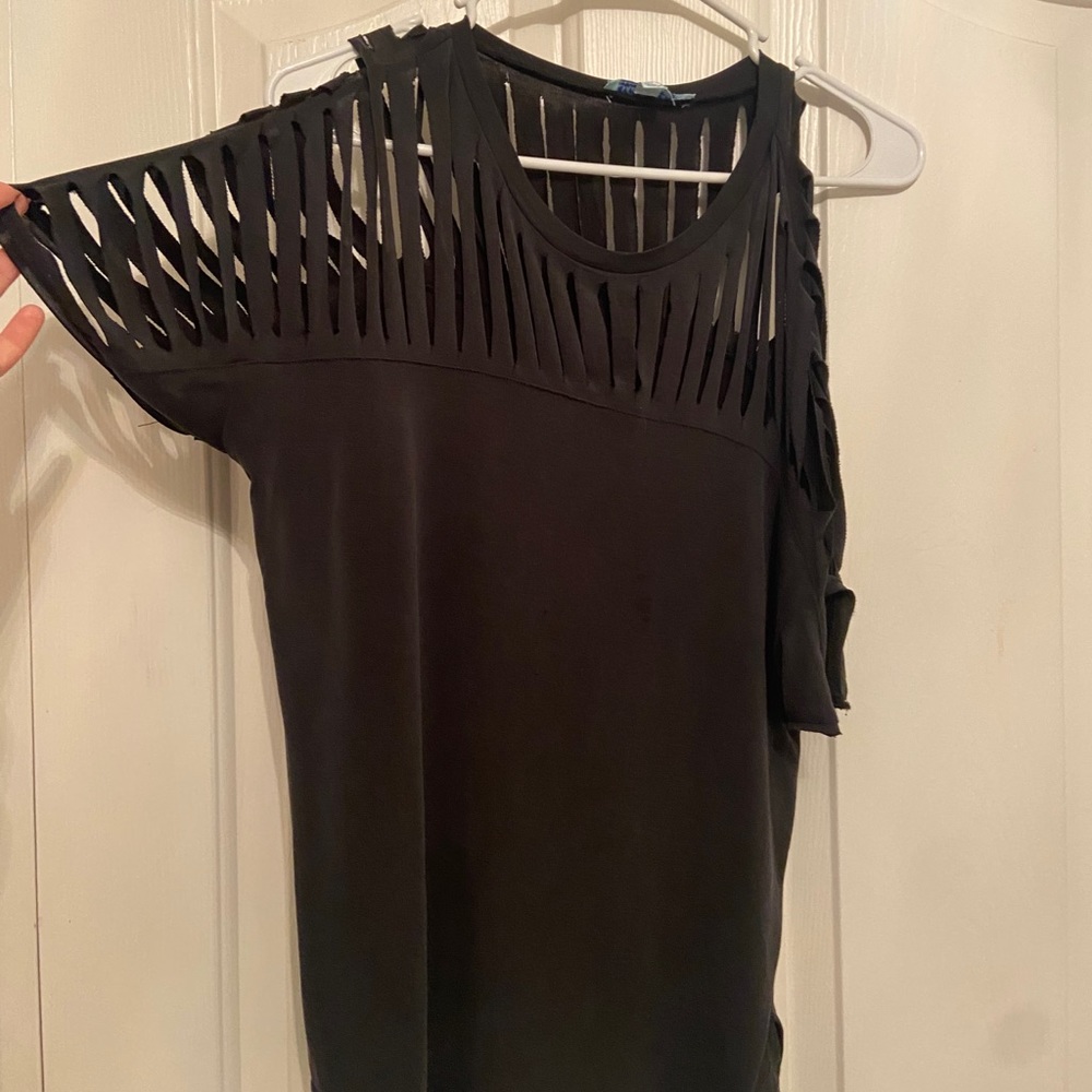 Cut out tee